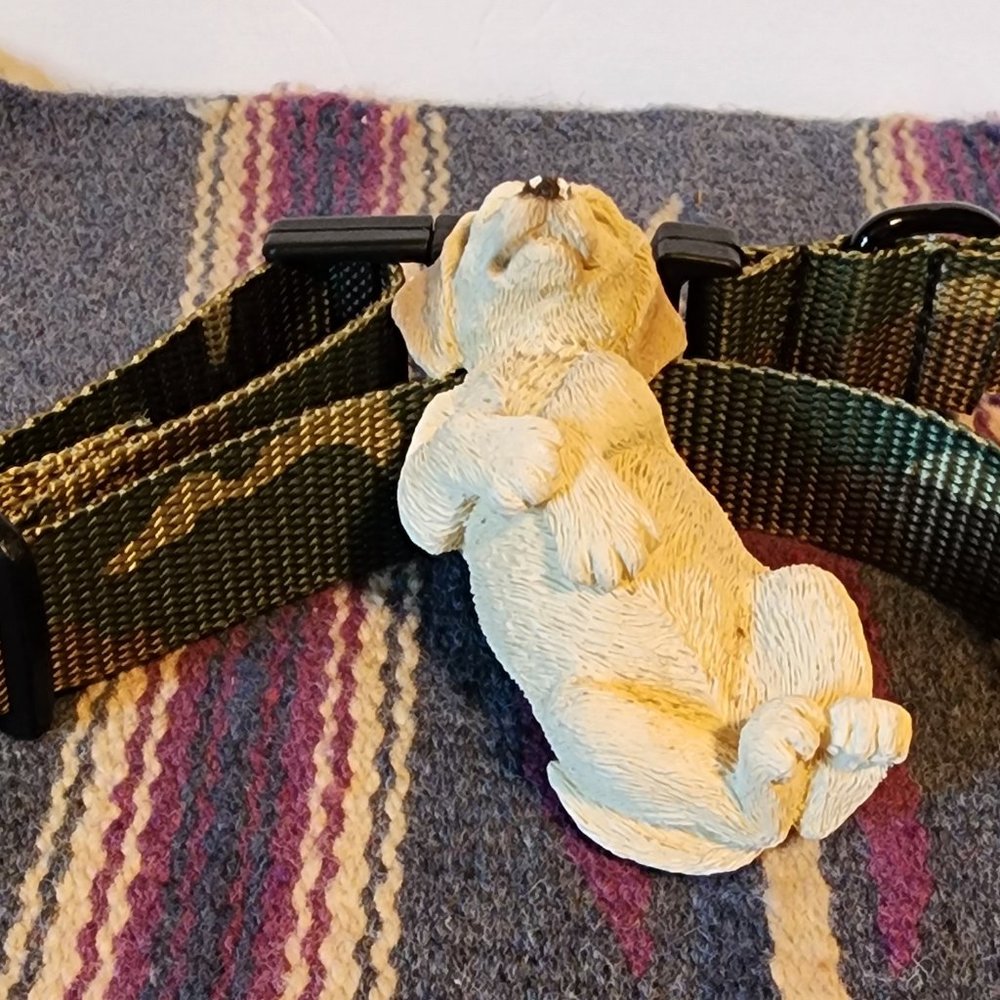 Sandicast Lil' Snoozers Yellow Lab